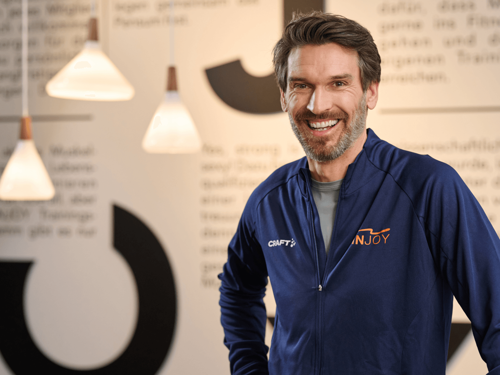Individuelles Personal Training im INJOY Fitnessstudio – exklusive 1:1-Betreuung mit professionellen Trainern für messbare Ergebnisse und persönliche Zielerreichung
