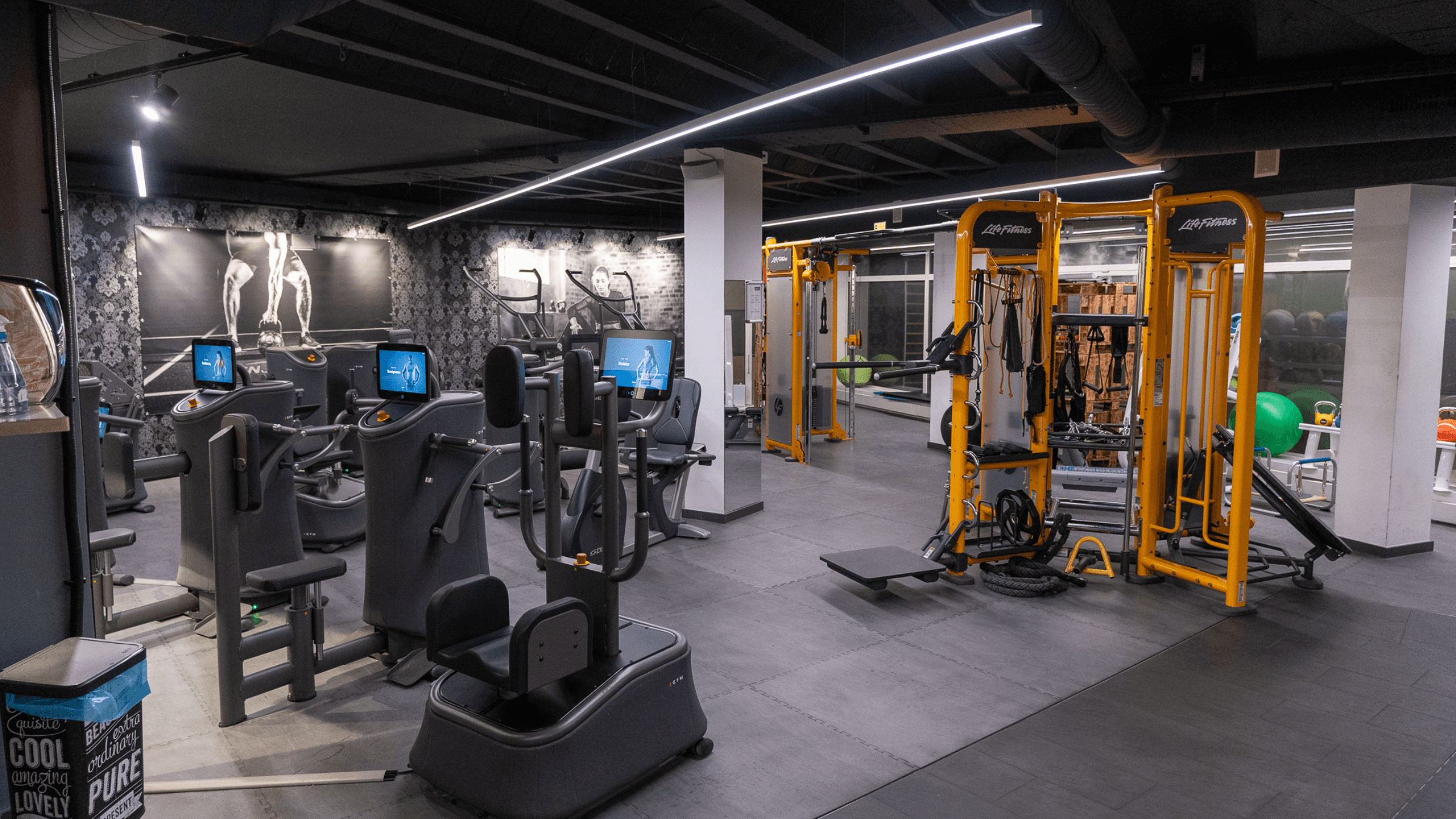 Trainingsraum des INJOY Fitnessstudio Tulln